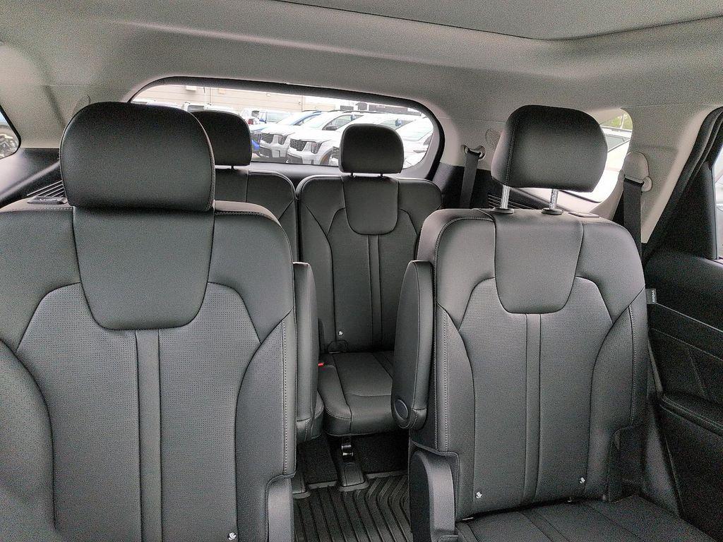 new 2026 Kia Sorento car, priced at $43,260