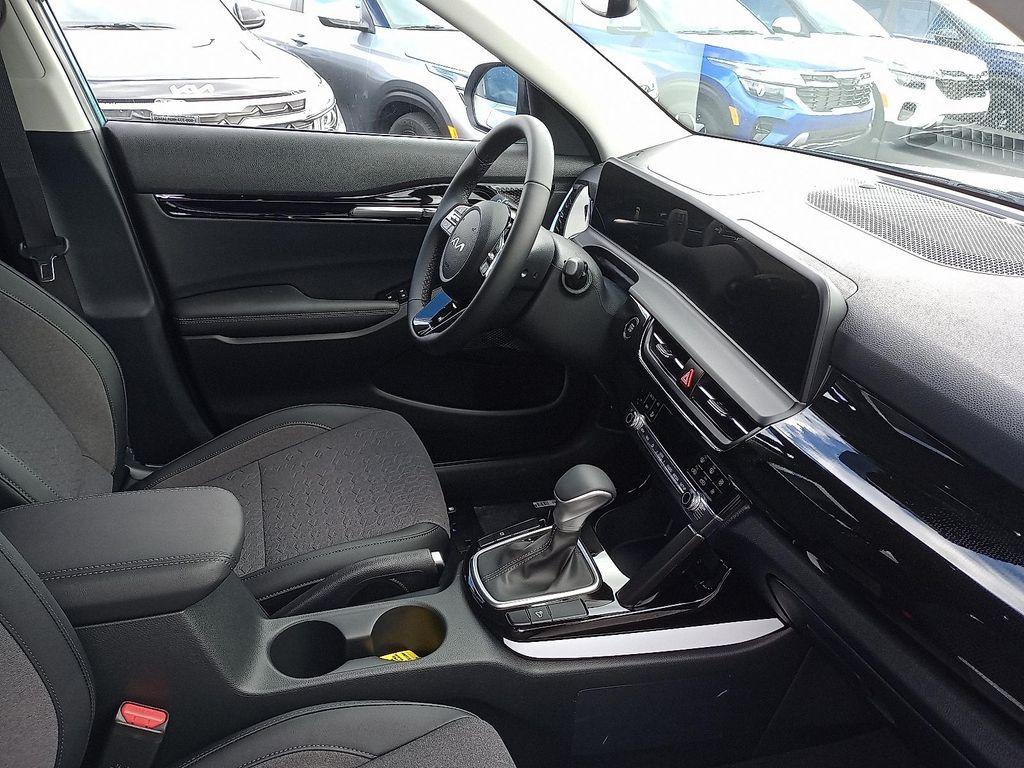 new 2026 Kia Seltos car, priced at $26,174