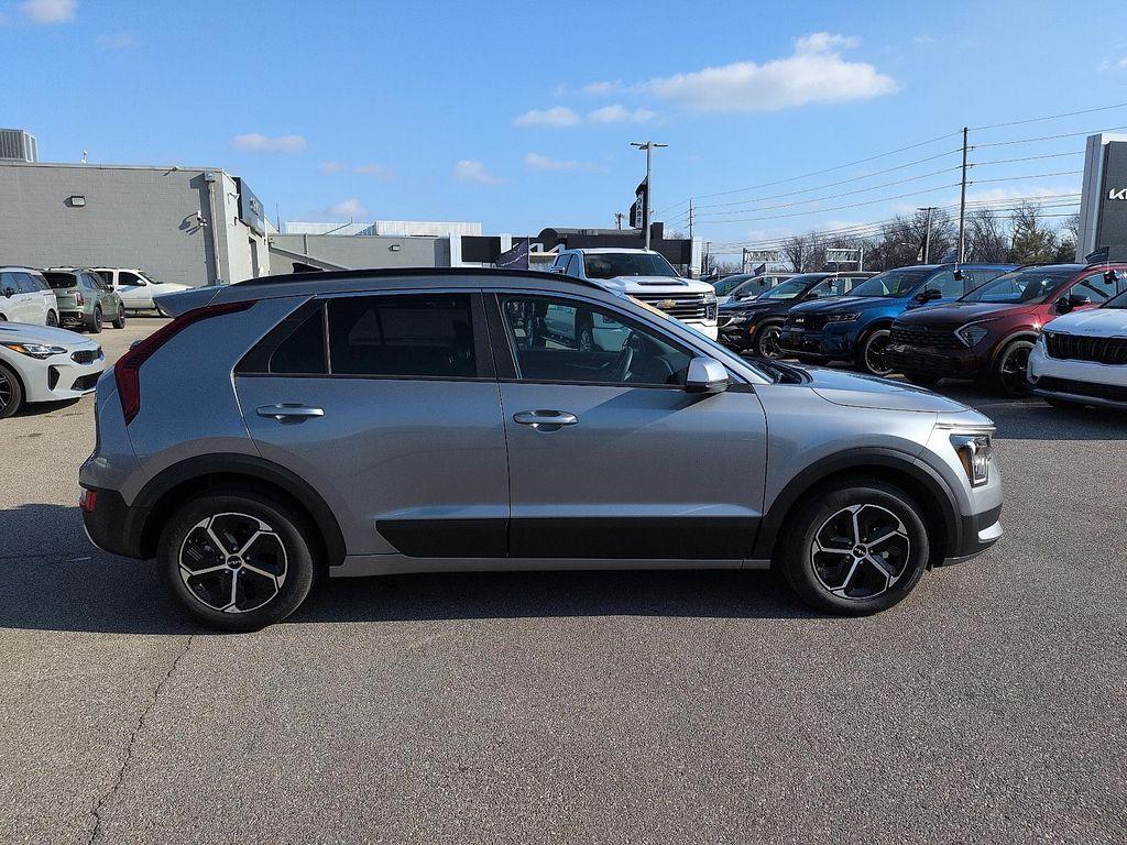 used 2025 Kia Niro car, priced at $24,627