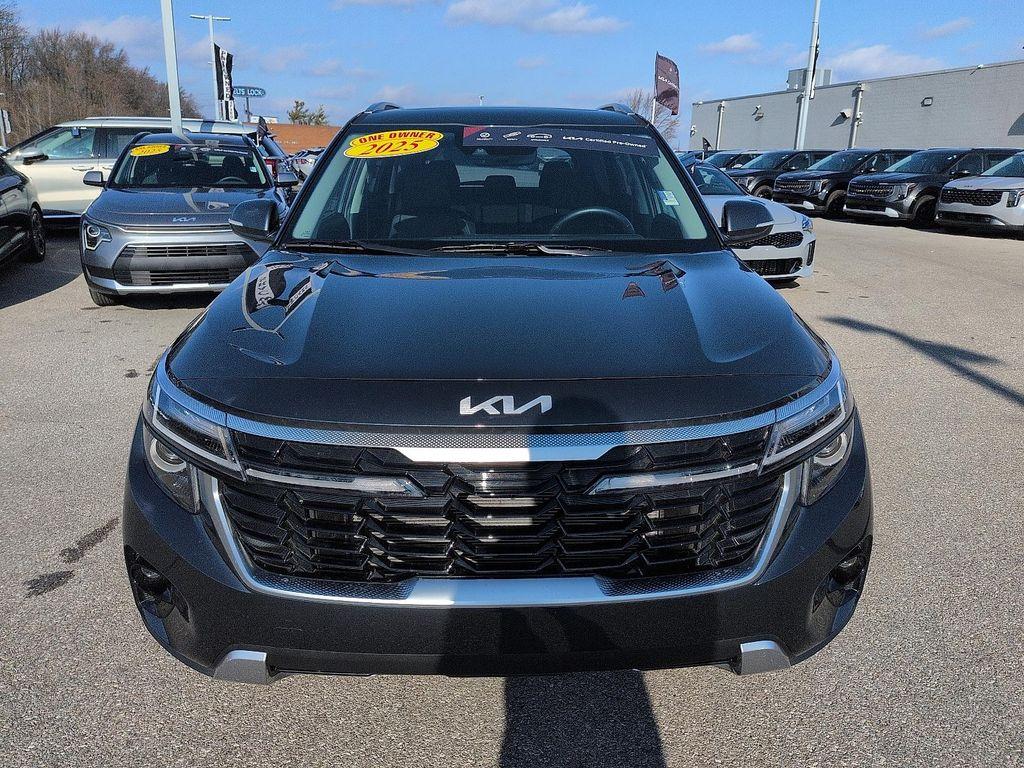 used 2025 Kia Seltos car, priced at $26,994