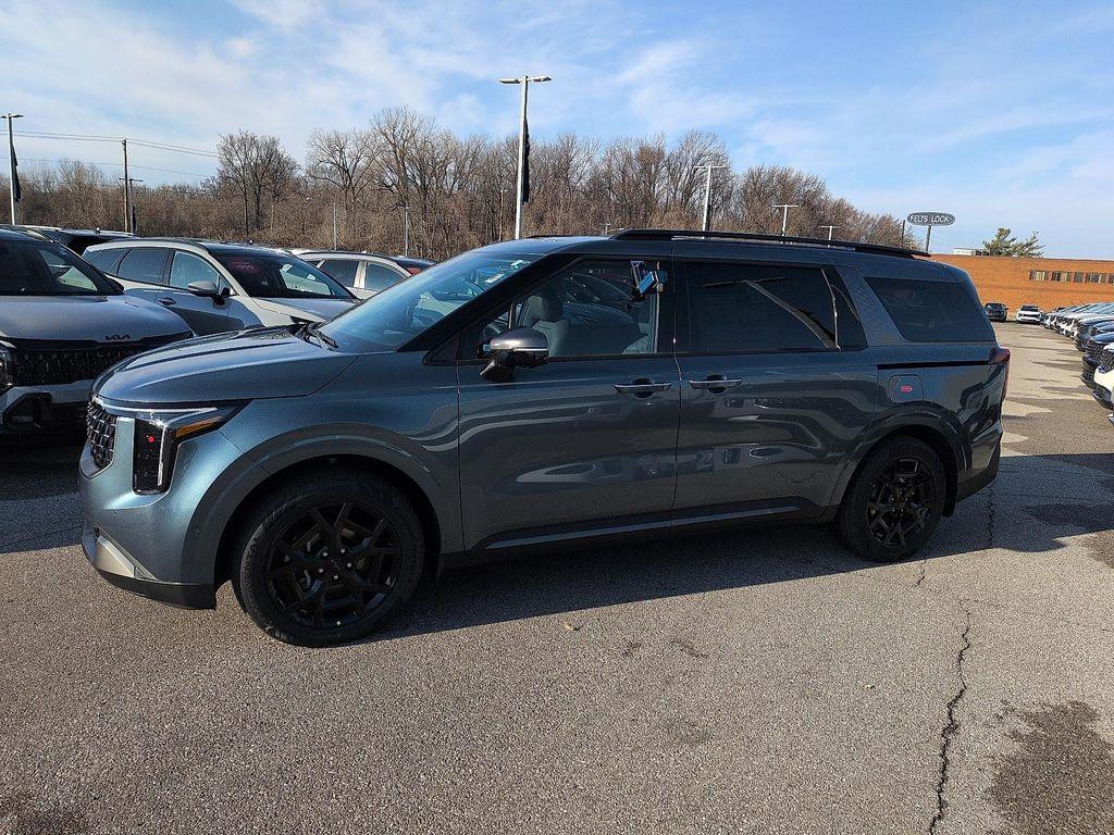 new 2026 Kia Carnival Hybrid car, priced at $54,025