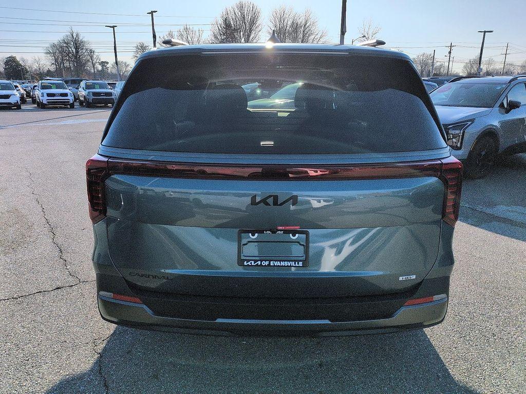new 2026 Kia Carnival Hybrid car, priced at $54,025