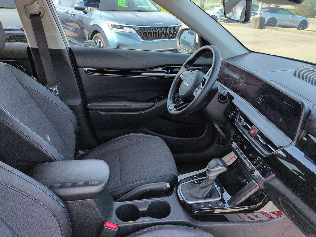 used 2024 Kia Seltos car, priced at $22,984