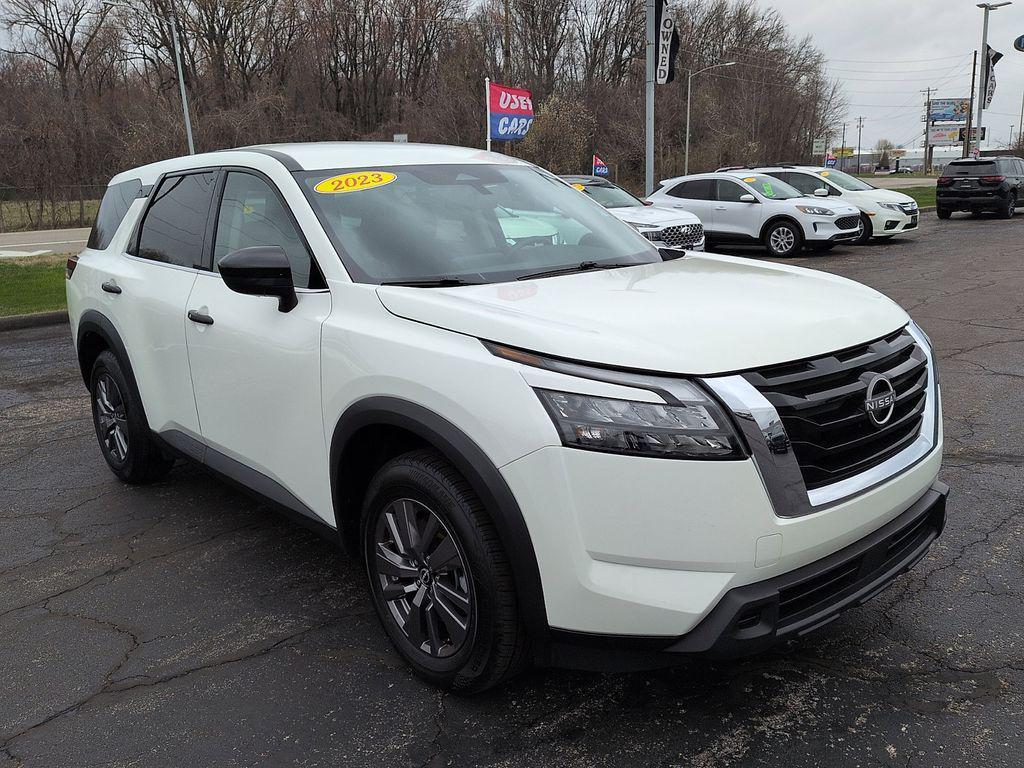used 2023 Nissan Pathfinder car, priced at $26,995