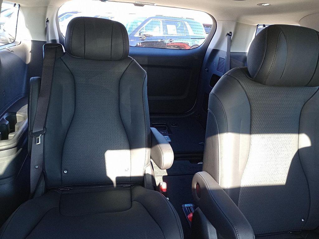 new 2026 Kia Carnival car, priced at $51,670