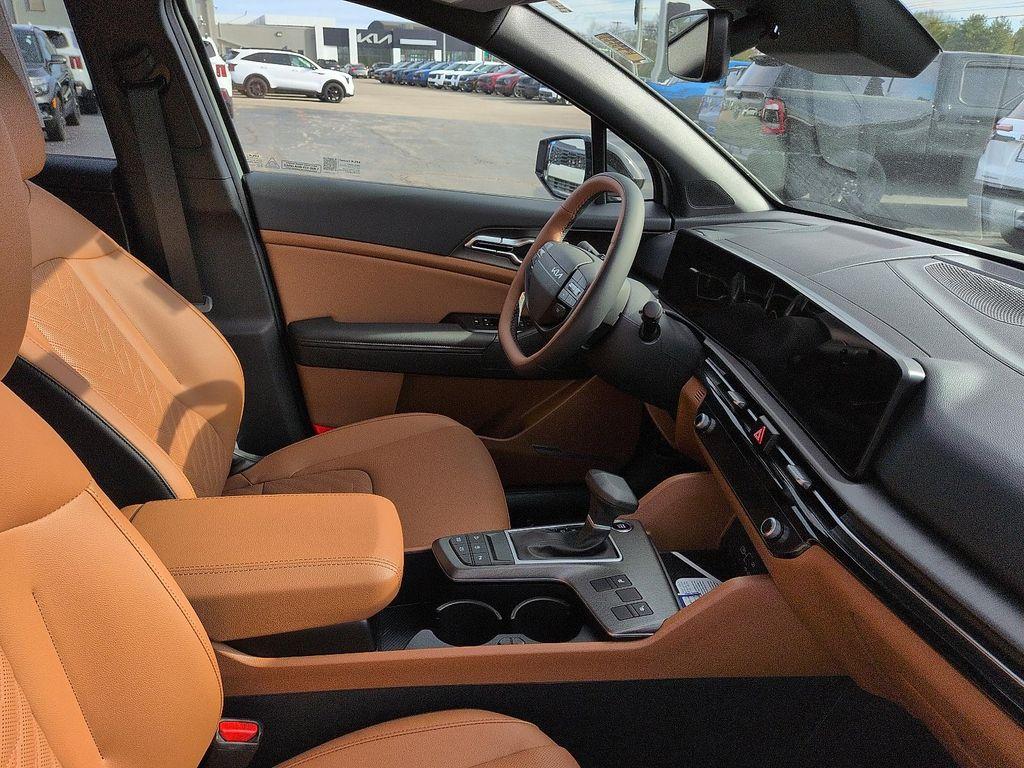 new 2026 Kia Sportage car, priced at $35,180