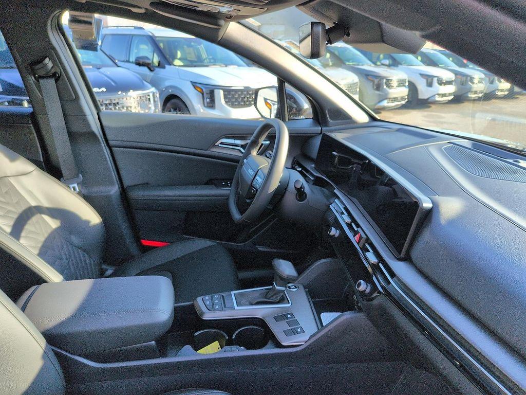 new 2026 Kia Sportage car, priced at $34,685