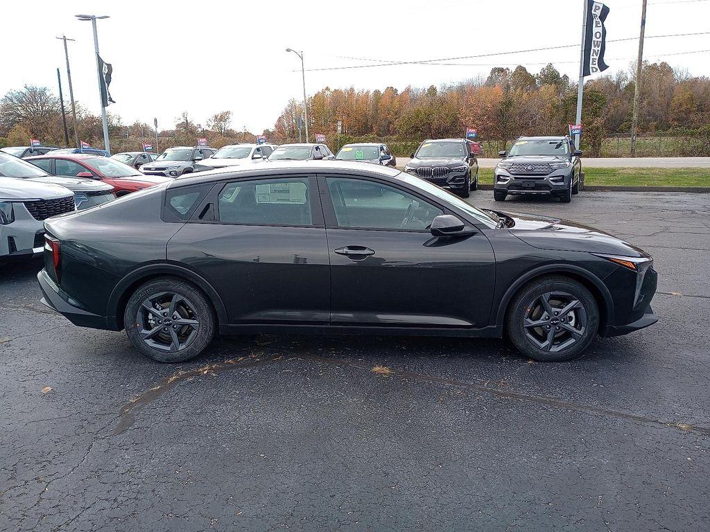 new 2025 Kia K4 car, priced at $23,685