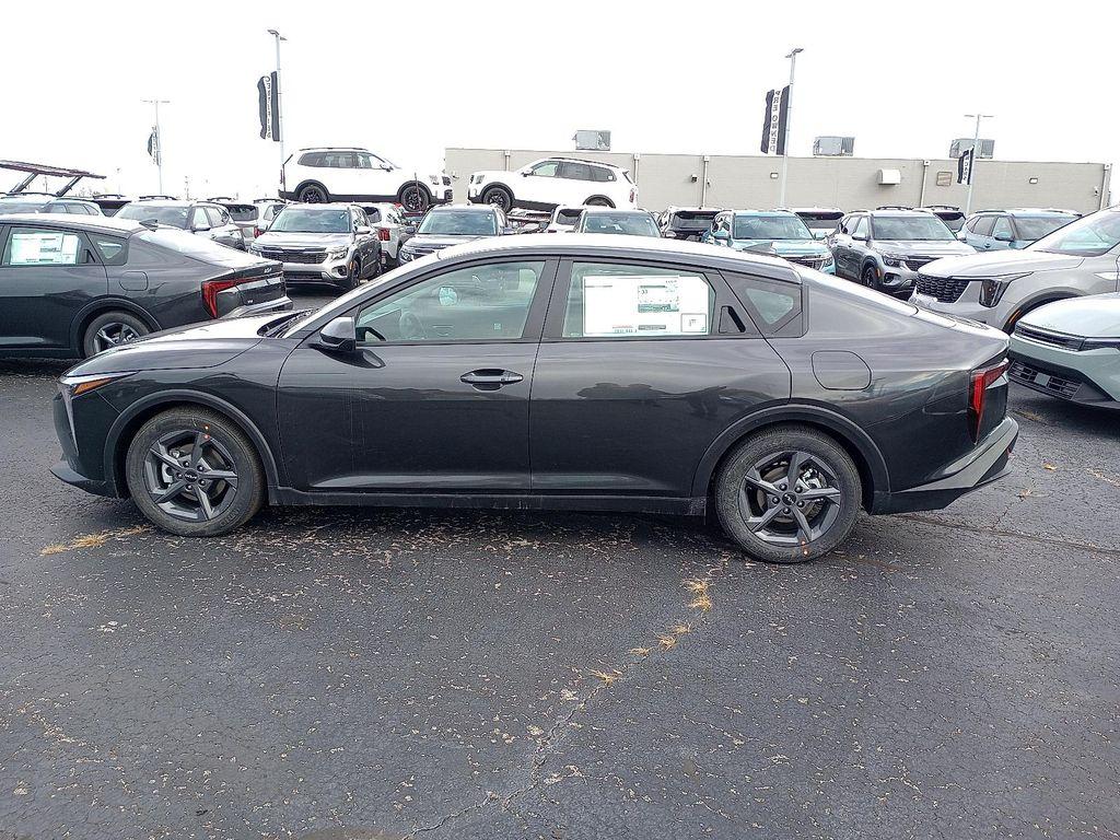 new 2025 Kia K4 car, priced at $23,685