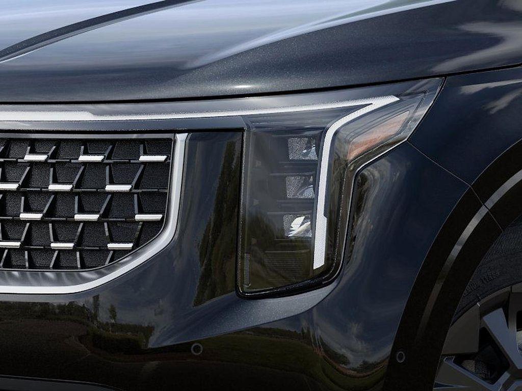 new 2026 Kia Carnival Hybrid car, priced at $47,800