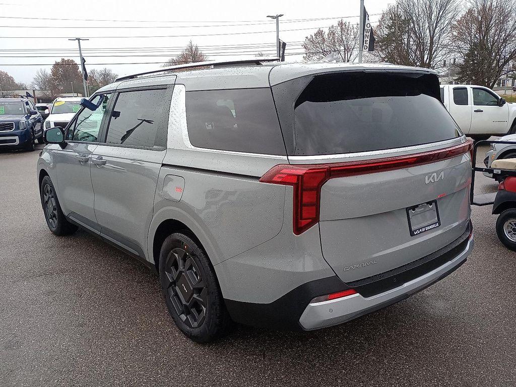 new 2026 Kia Carnival Hybrid car, priced at $44,865