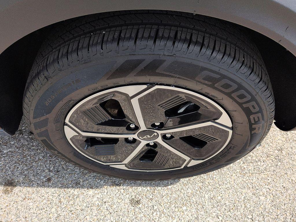 used 2024 Kia Niro car, priced at $23,996