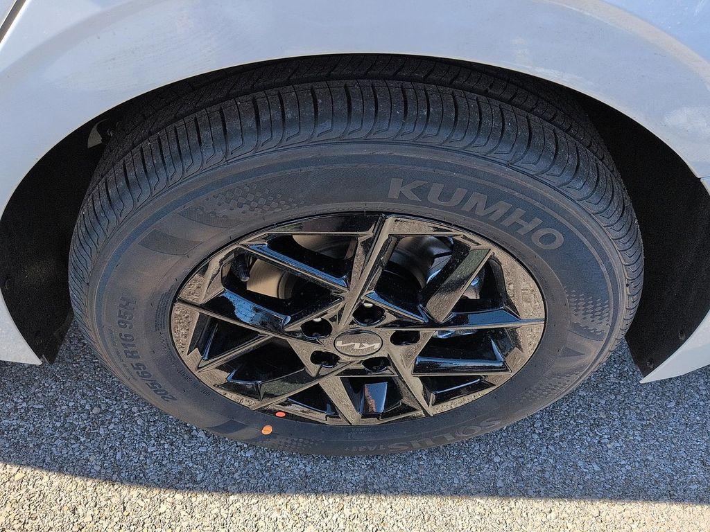 new 2026 Kia K5 car, priced at $27,683