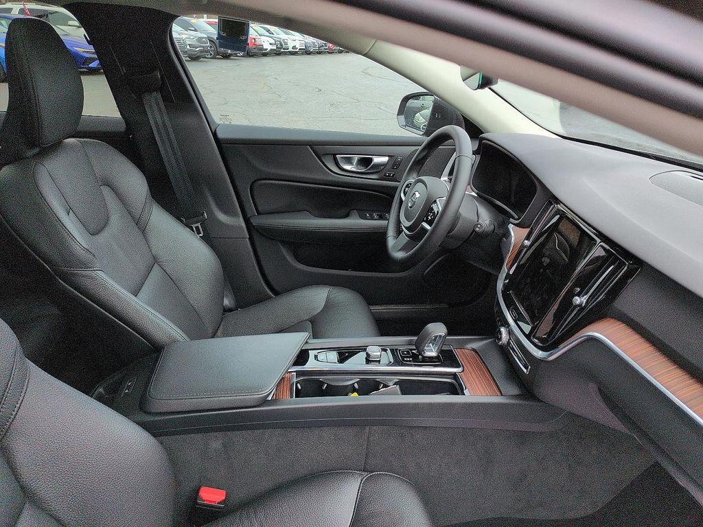 used 2025 Volvo V60 Cross Country car, priced at $35,997
