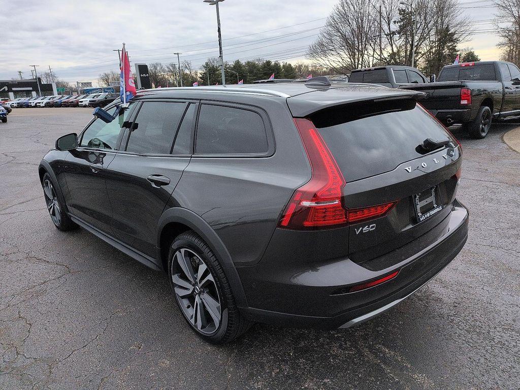 used 2025 Volvo V60 Cross Country car, priced at $35,997