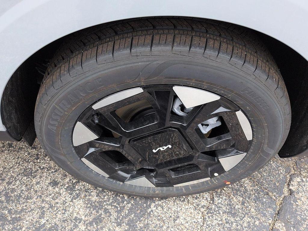 new 2026 Kia Carnival car, priced at $41,652