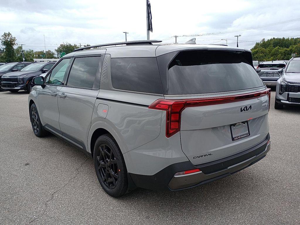 new 2026 Kia Carnival Hybrid car, priced at $50,310