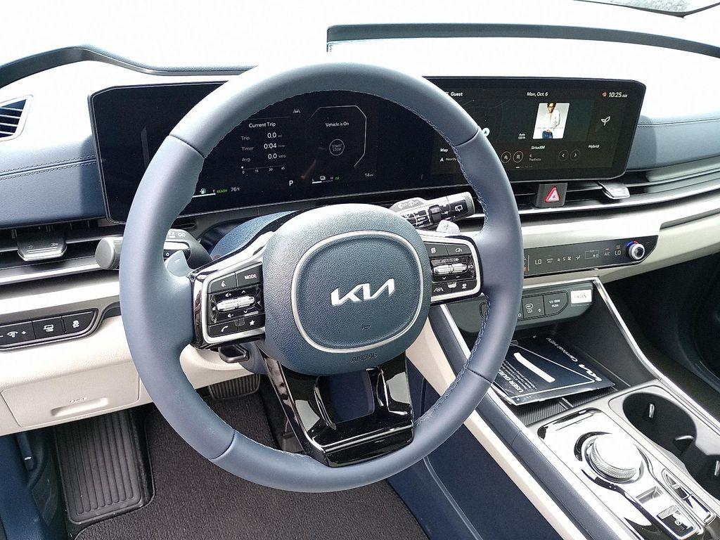 new 2026 Kia Carnival Hybrid car, priced at $50,310