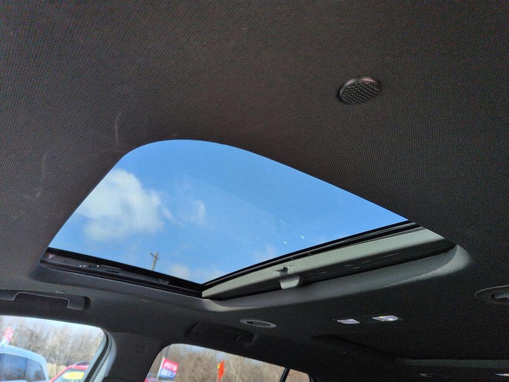 used 2023 Chevrolet Traverse car, priced at $36,941