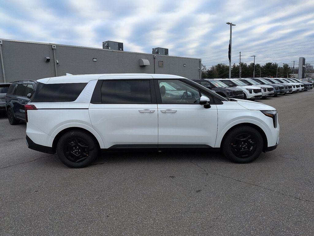 new 2026 Kia Carnival car, priced at $40,665