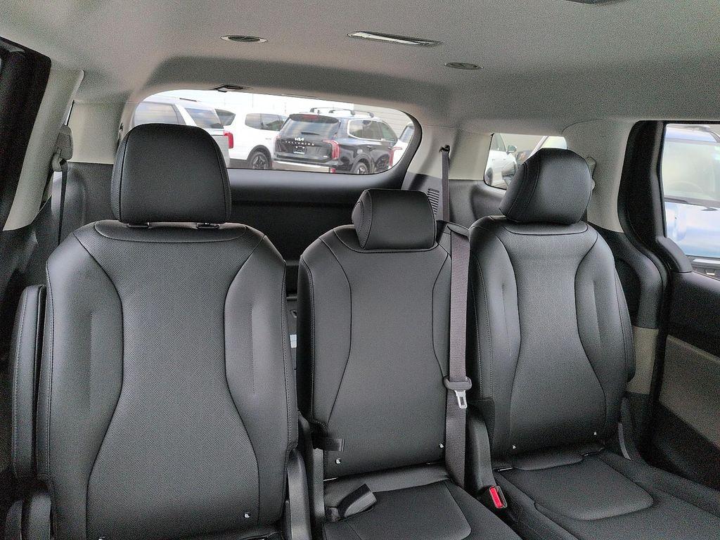 new 2026 Kia Carnival car, priced at $40,665