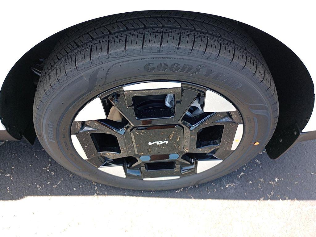 new 2026 Kia Carnival car, priced at $42,910