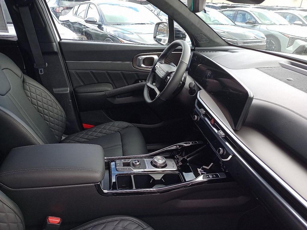 new 2026 Kia Sorento Hybrid car, priced at $47,055