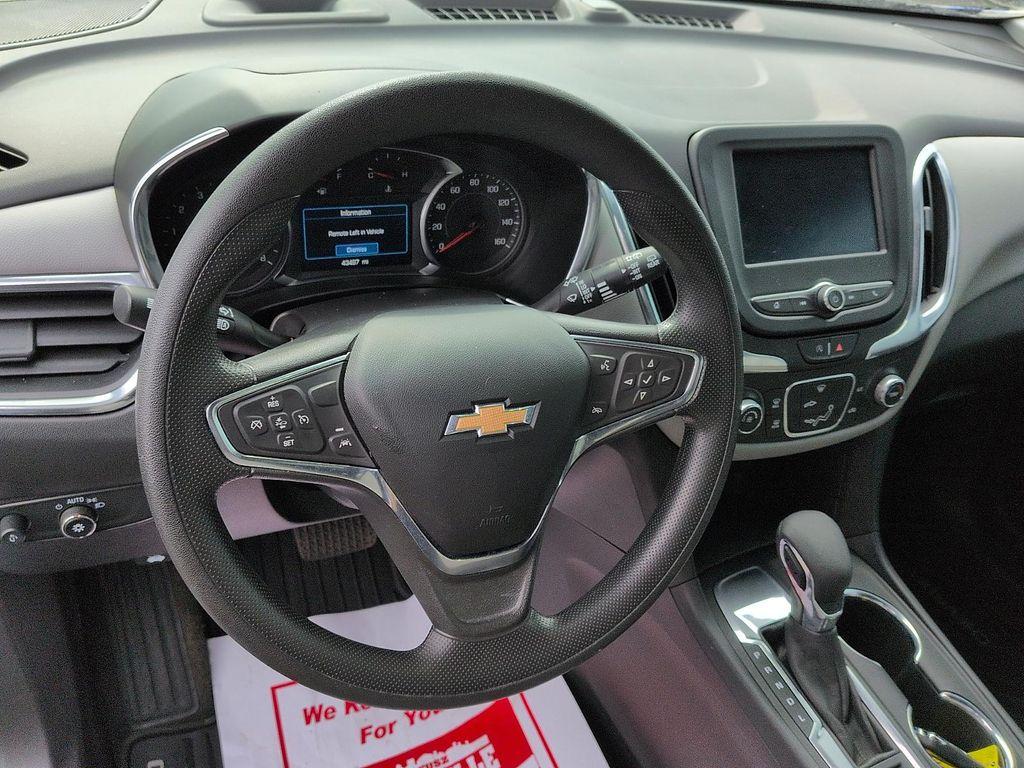 used 2024 Chevrolet Equinox car, priced at $19,331