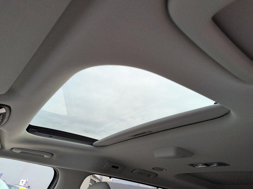 used 2026 Kia Carnival car, priced at $44,987