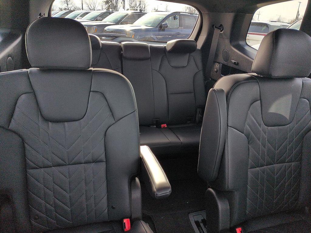 new 2025 Kia Telluride car, priced at $52,010