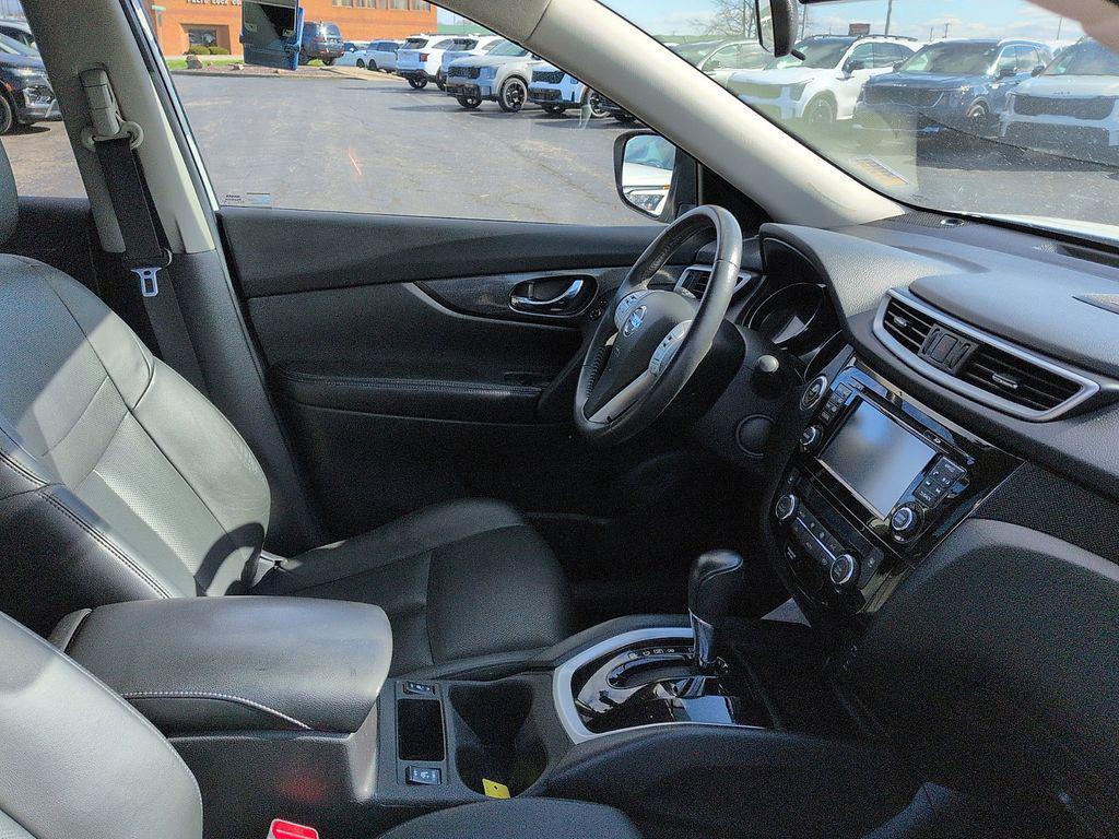 used 2014 Nissan Rogue car, priced at $14,995