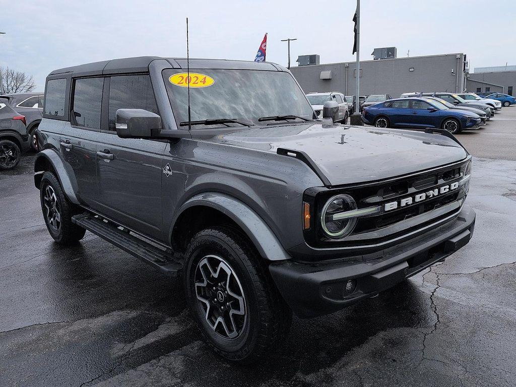 used 2024 Ford Bronco car, priced at $41,997