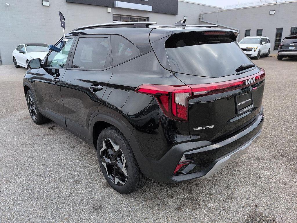 used 2025 Kia Seltos car, priced at $25,490