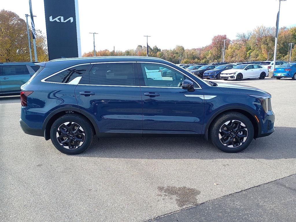 new 2026 Kia Sorento car, priced at $35,609