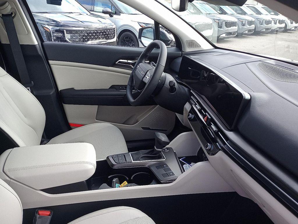 new 2026 Kia Sportage car, priced at $31,010