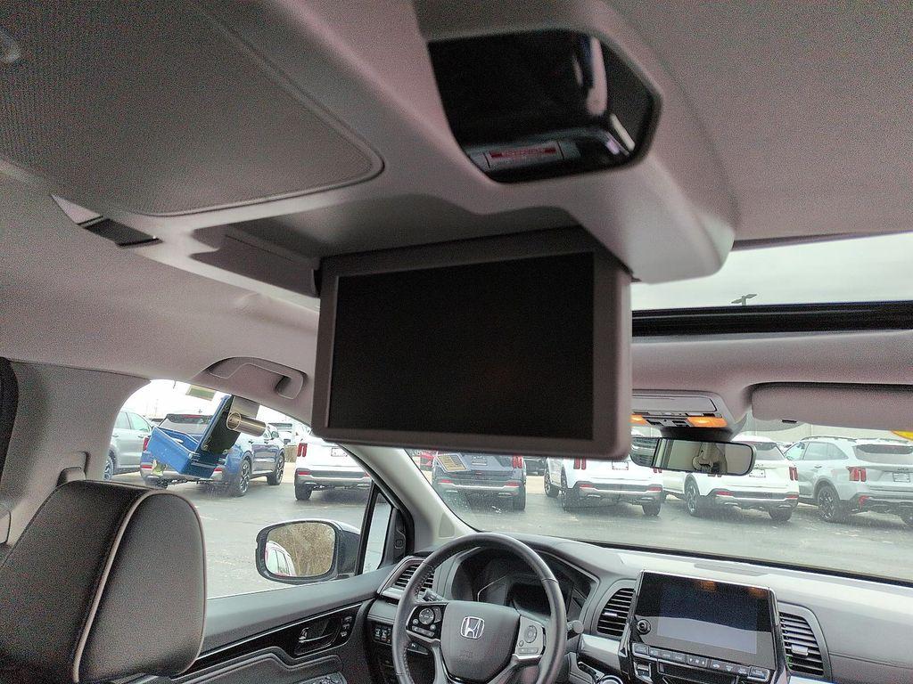 used 2024 Honda Odyssey car, priced at $46,997