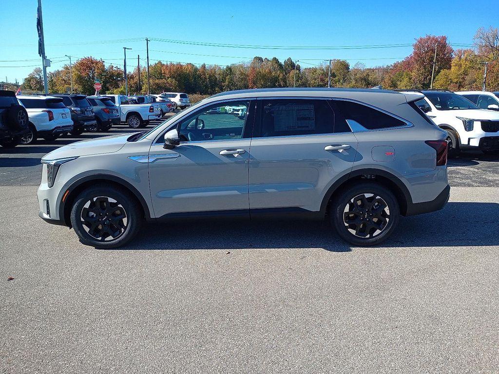 new 2026 Kia Sorento car, priced at $33,974