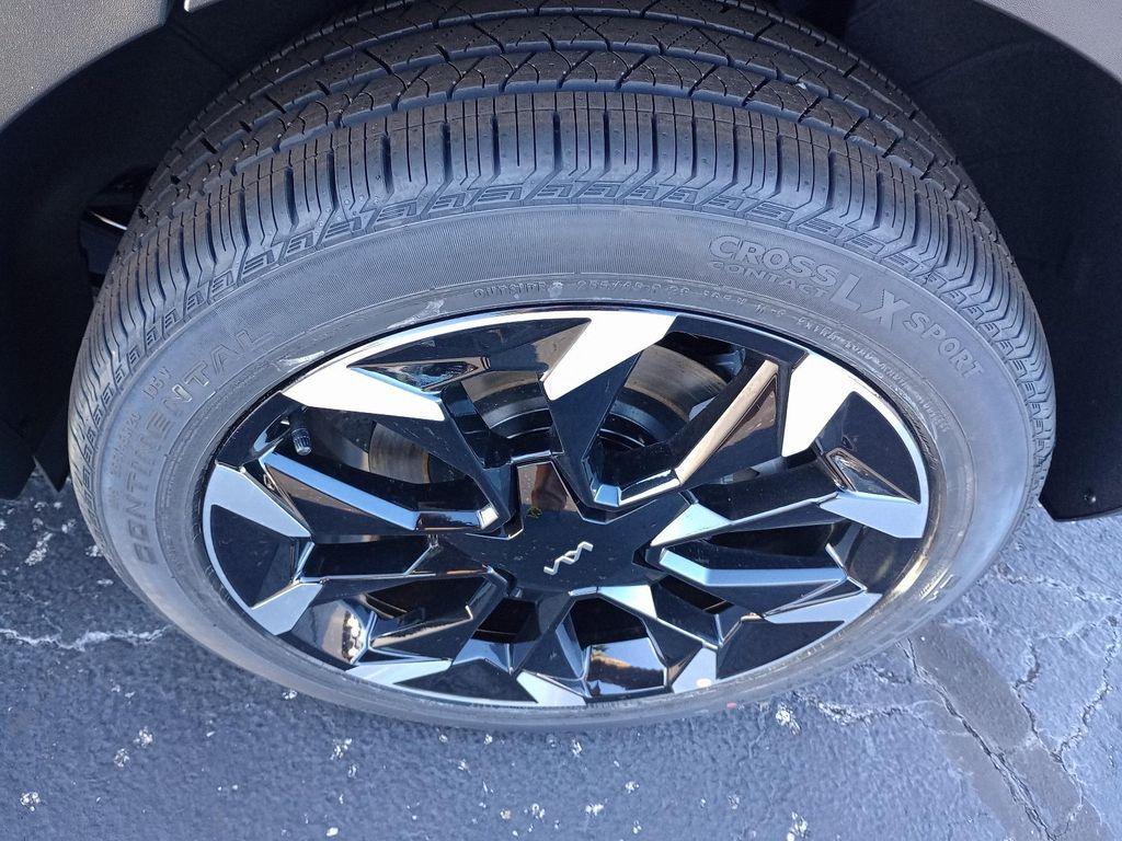 used 2025 Kia Sorento car, priced at $36,994