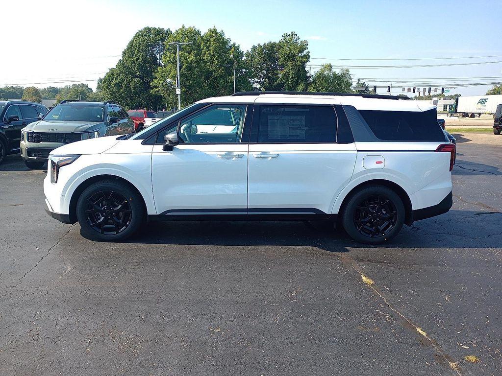 new 2026 Kia Carnival Hybrid car, priced at $48,732