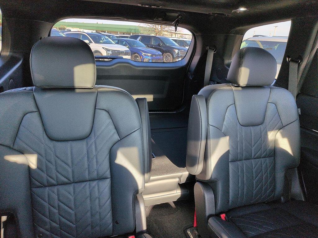 new 2025 Kia Telluride car, priced at $54,275