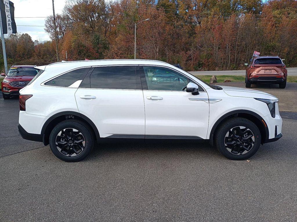 new 2026 Kia Sorento car, priced at $37,277