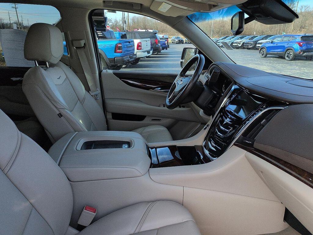 used 2016 Cadillac Escalade car, priced at $27,994