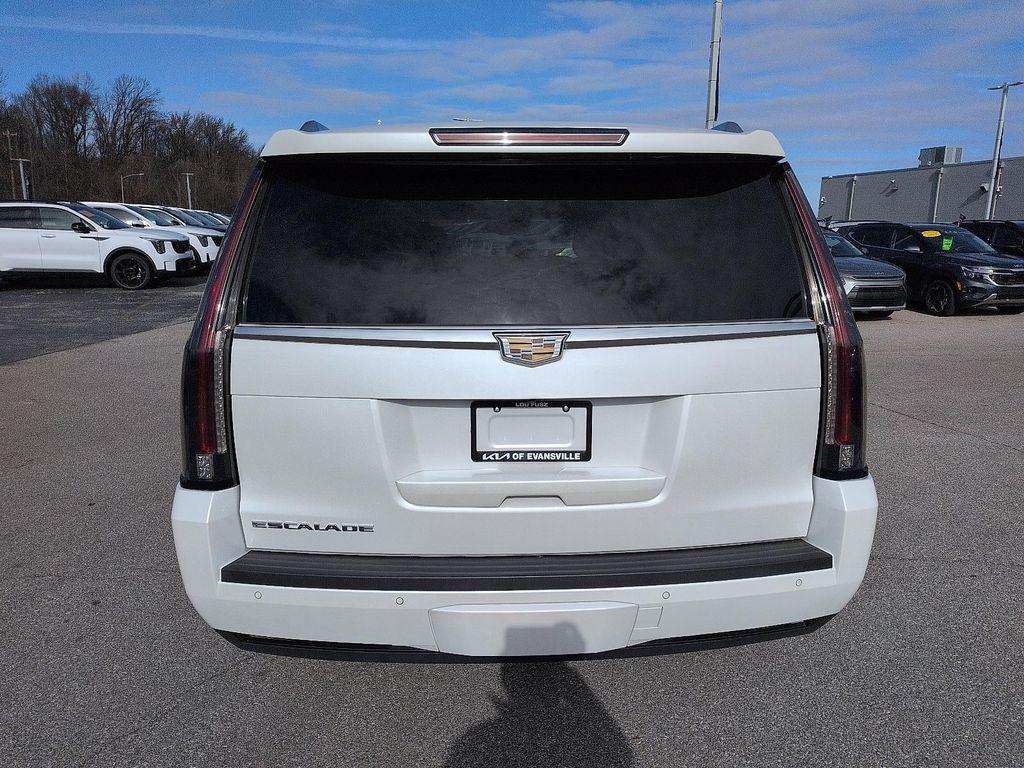used 2016 Cadillac Escalade car, priced at $27,994