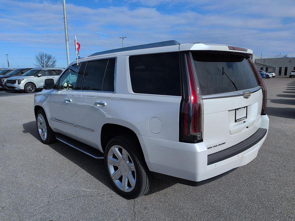 used 2016 Cadillac Escalade car, priced at $27,994
