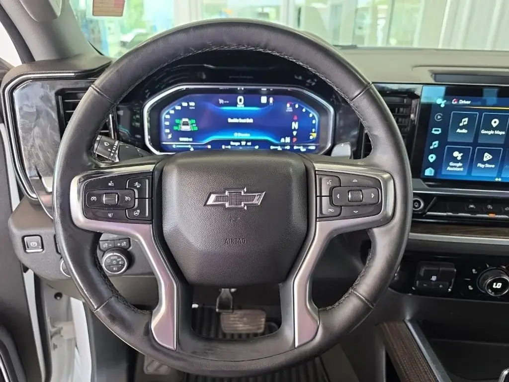 used 2025 Chevrolet Silverado 1500 car, priced at $45,391