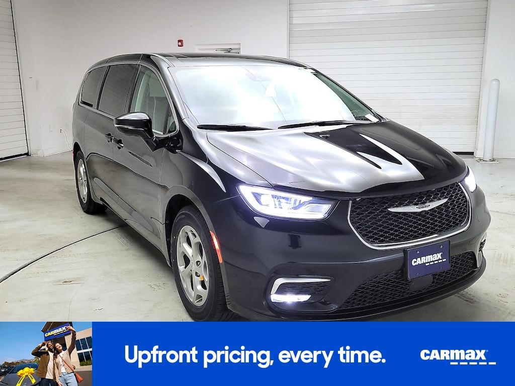 used 2024 Chrysler Pacifica car, priced at $34,998