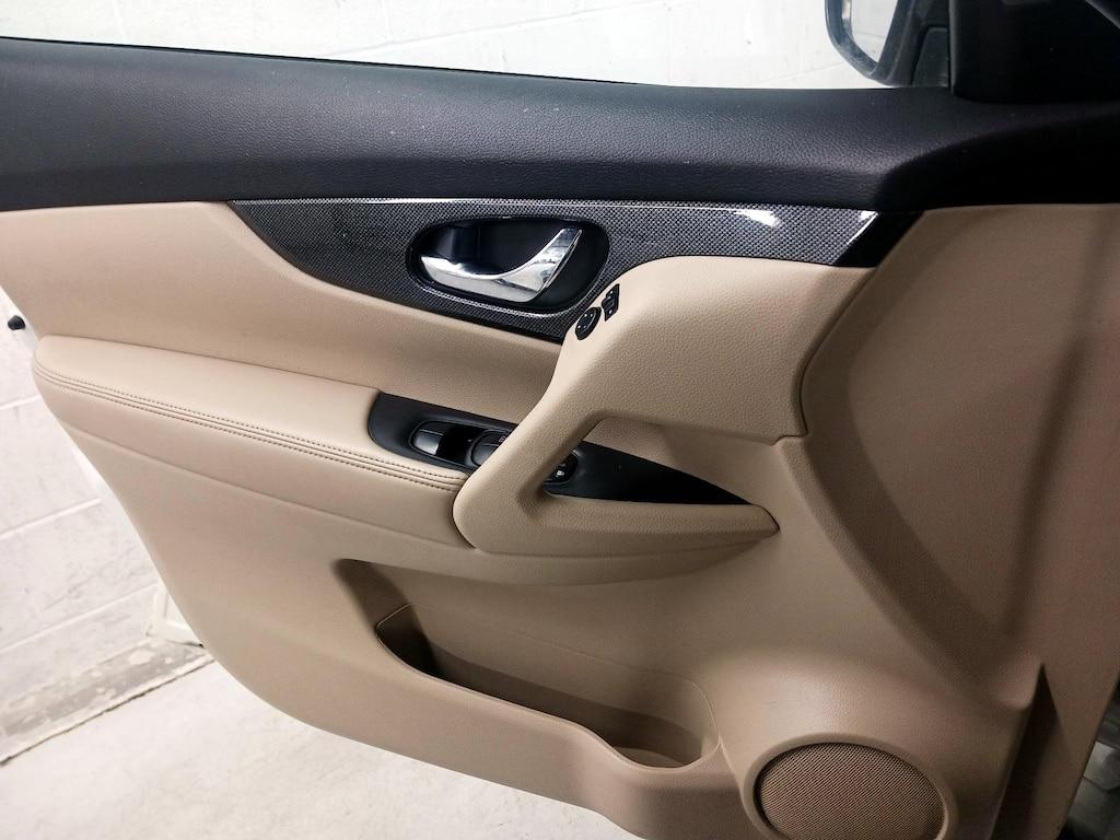 used 2014 Nissan Rogue car, priced at $12,998