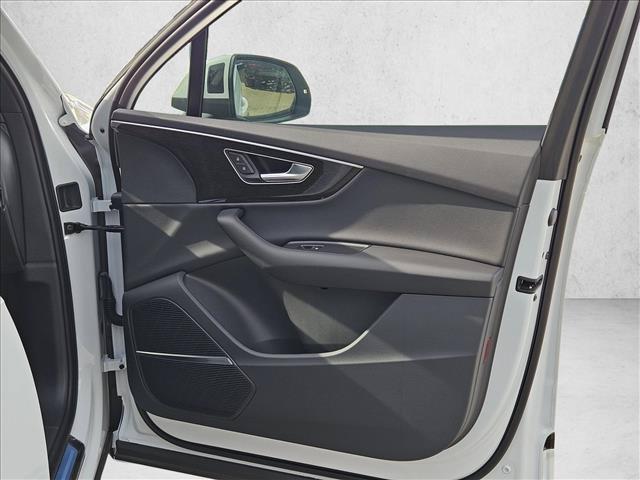 new 2026 Audi Q7 car, priced at $64,008