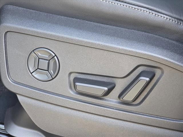 new 2025 Audi Q5 car, priced at $53,267