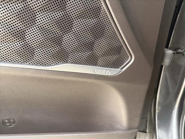 used 2020 Hyundai Santa Fe car, priced at $18,228